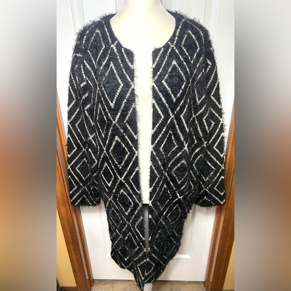 (NWT) HOSS Intropia Anthropologie Cardigan Sweater Wool Blend Black Motif Size M